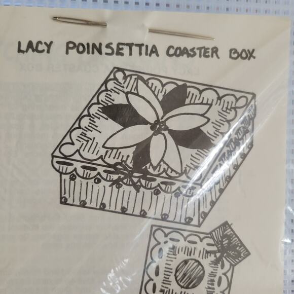 Vintage Needlepoint Kit Plastic Canvas Lacy Poinsettia Coasters & Box #67107 - Picture 4 of 4